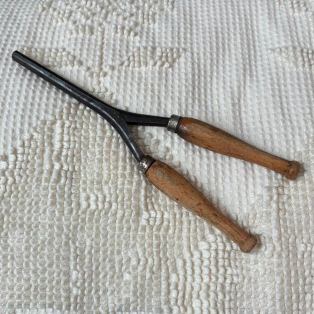 Vintage Curling Iron Hair Mustache Pincurls Antique Tool Wood Handle Small